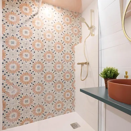 Renting - - Authentic Loft Old Rooftop View & Charm * Nizza